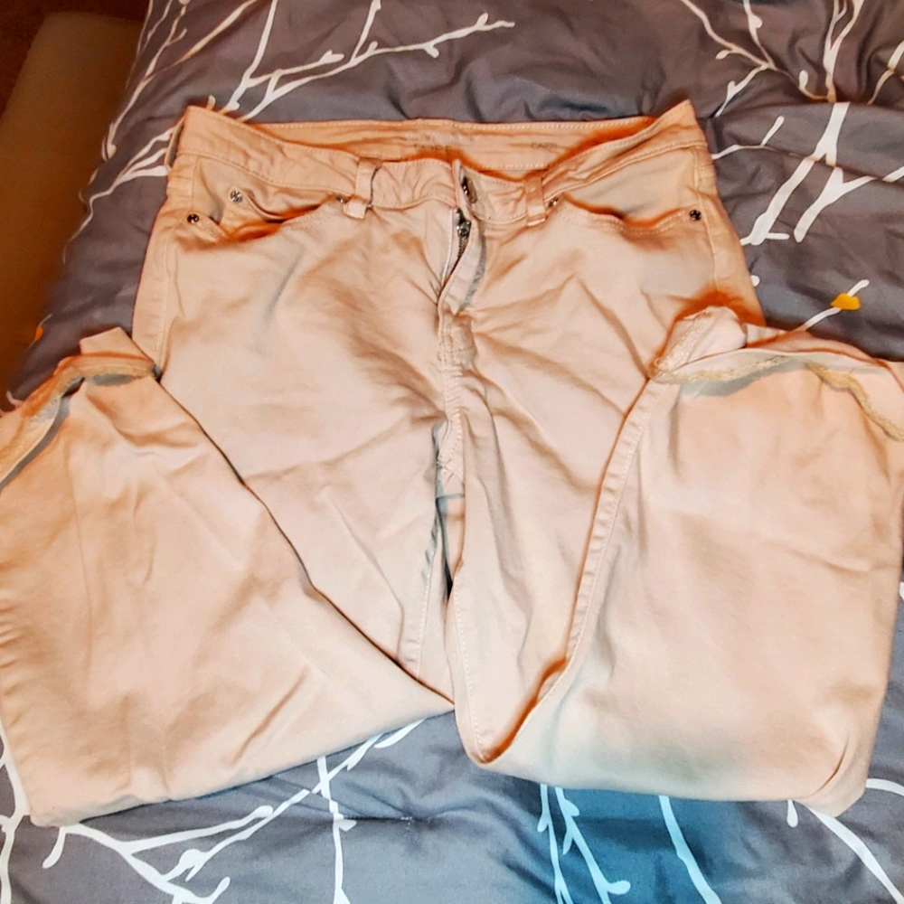 Jennifer Lopez Jean capri